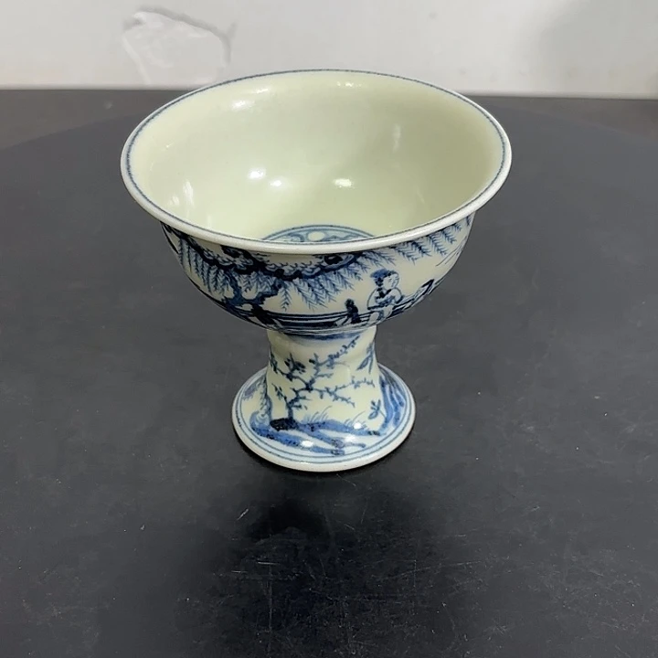 陶摆件一个青花人物高足杯