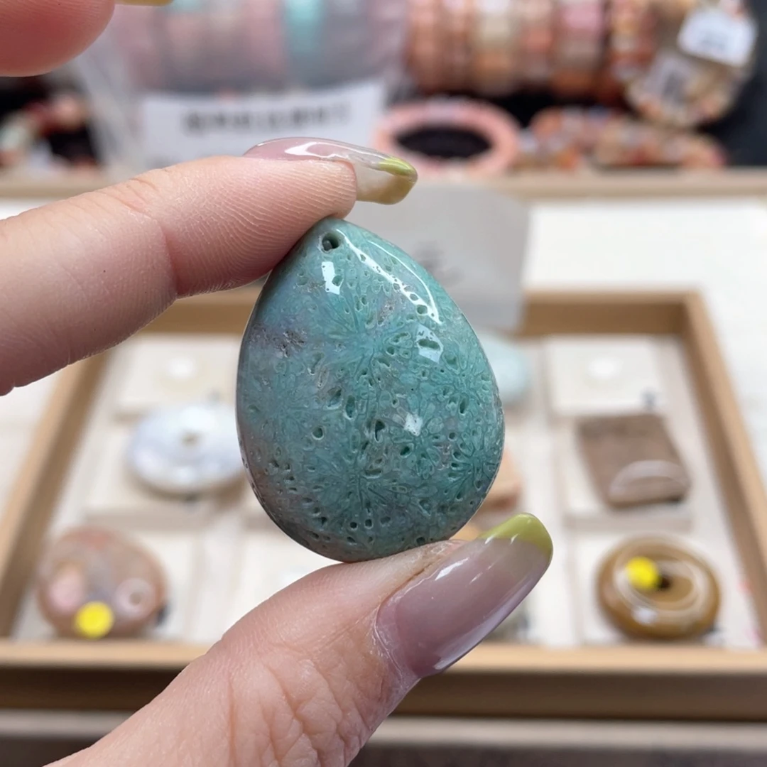 硅化珊瑚（珊瑚玉）手链未镶嵌胖***姐659