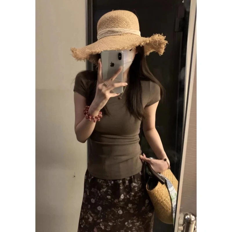 美式复古圆领正肩短袖T恤女夏季设计感小众修身显瘦短款纯色上衣