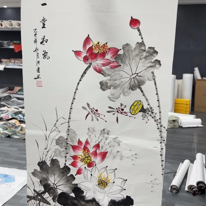 字画等多种形式的艺术作品和