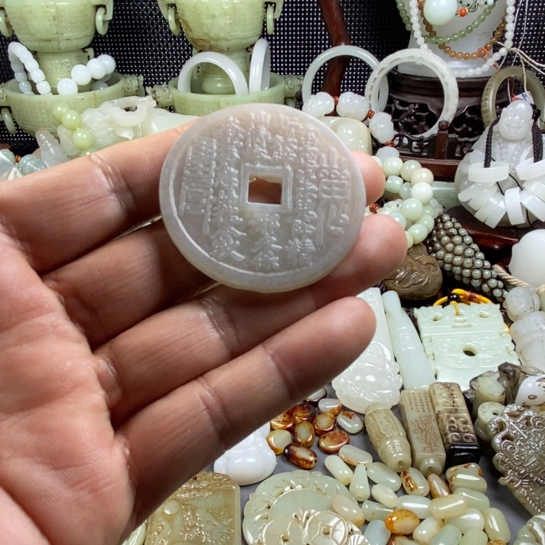 和田玉（糖玉）未镶嵌颈饰