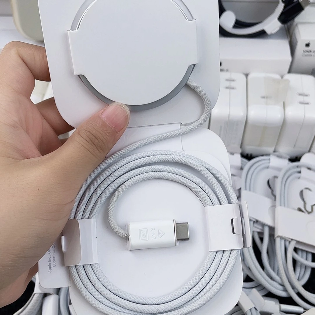 准新品磁吸充25w准新