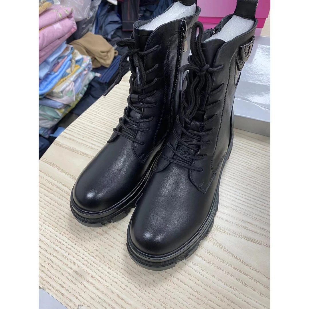 9003女士时尚马丁靴女鞋