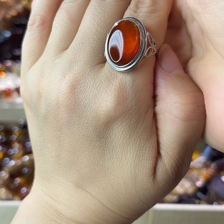 琥珀未镶嵌裸石天然缅甸琥珀