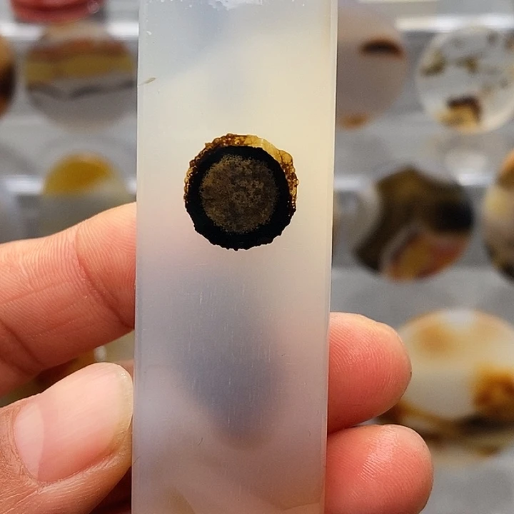 玛瑙/玉髓合金颈饰