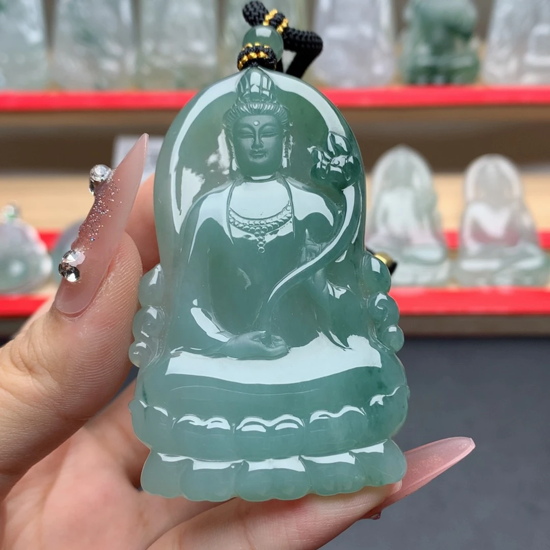 翡翠未镶嵌颈饰素衣观音