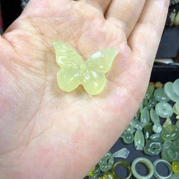 蛇纹石玉合金颈饰