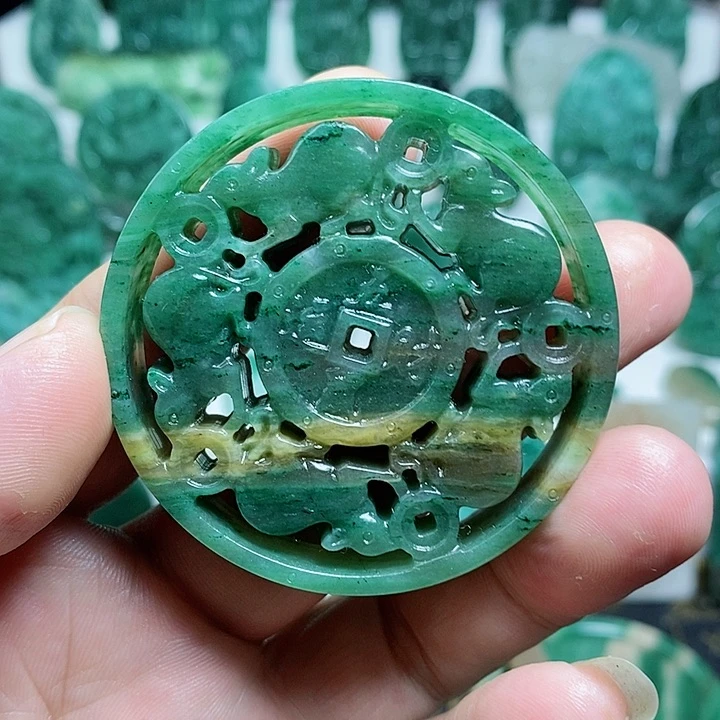 未镶嵌独山玉颈饰罗*生