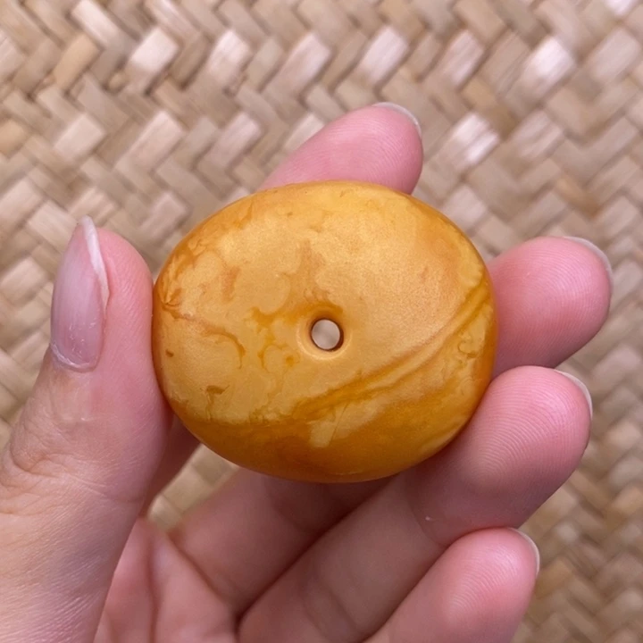 琥珀未镶嵌裸石蜜蜡M