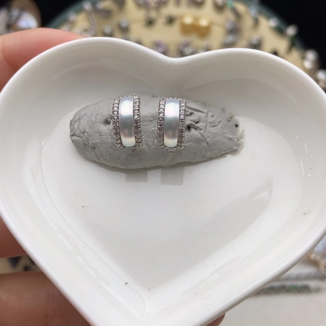 银S925镶嵌画框海水珍珠冷光澳白耳扣