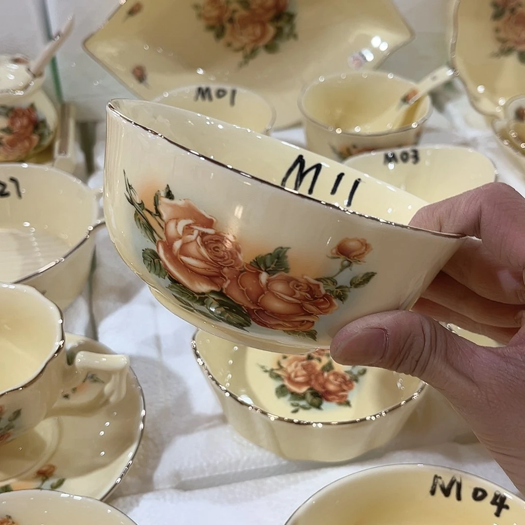 高端陶瓷……………………………………11