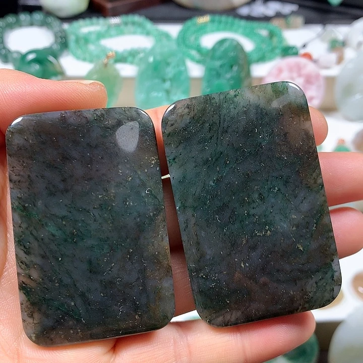 未镶嵌独山玉颈饰