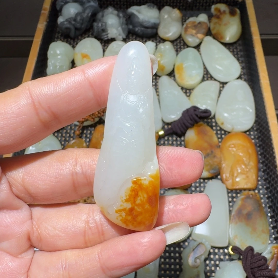 和田玉未镶嵌吊坠(不含链)