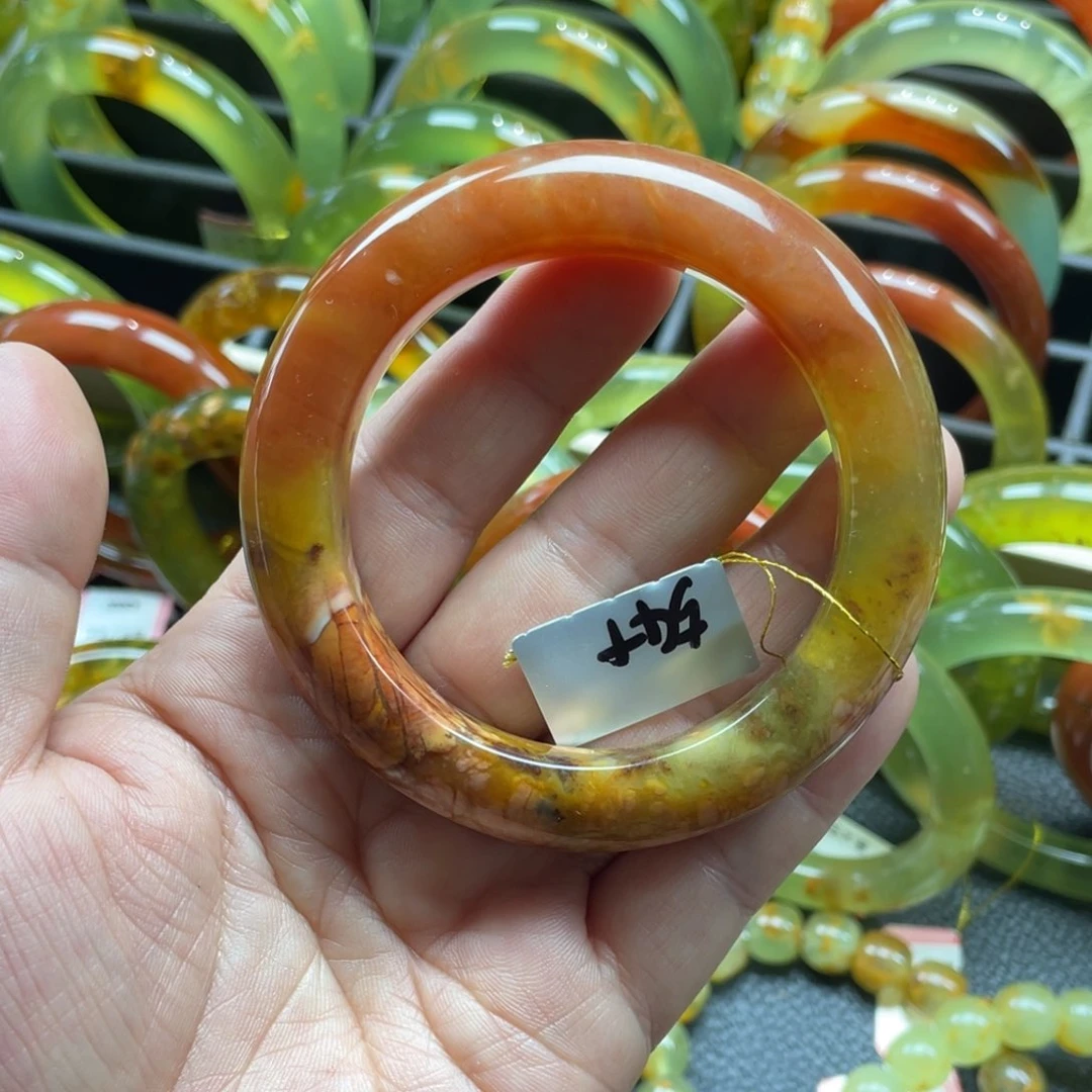 未镶嵌蛇纹石玉手镯有裂手镯特价不退不换