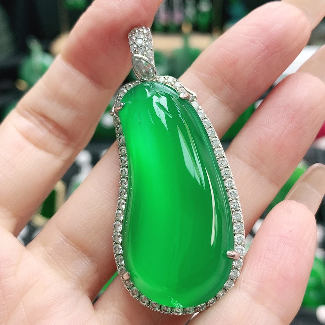 玛瑙/玉髓银S925镶嵌吊坠