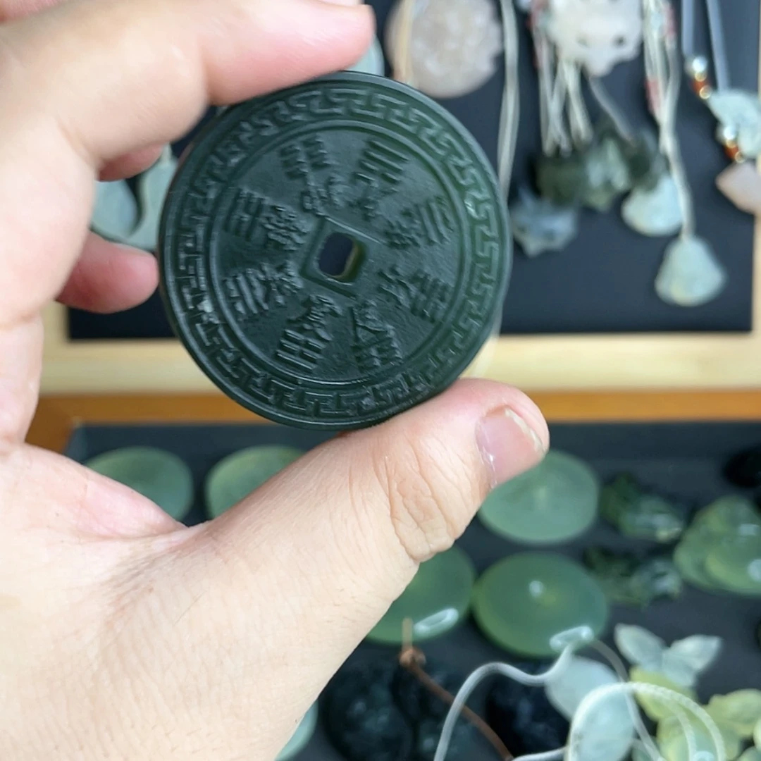 【闪购商品】岫玉未镶嵌颈饰核***水