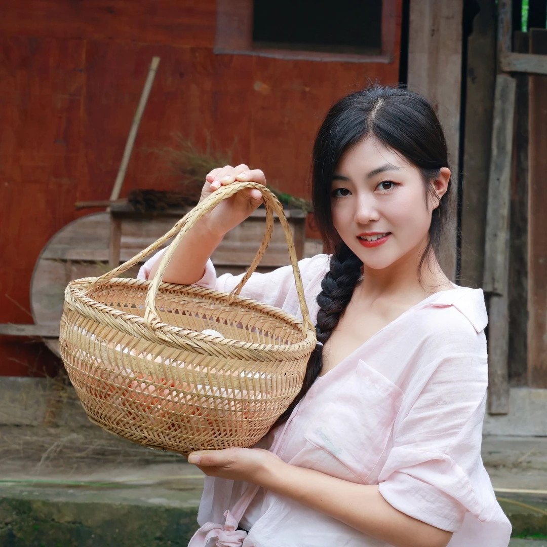 农村高山 竹林新鲜散养纯粮食跑山土鸡蛋农家土鸡蛋