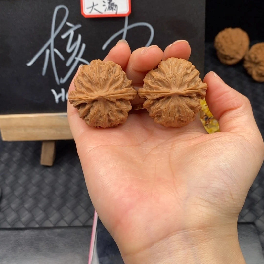 文玩核桃把件苹果