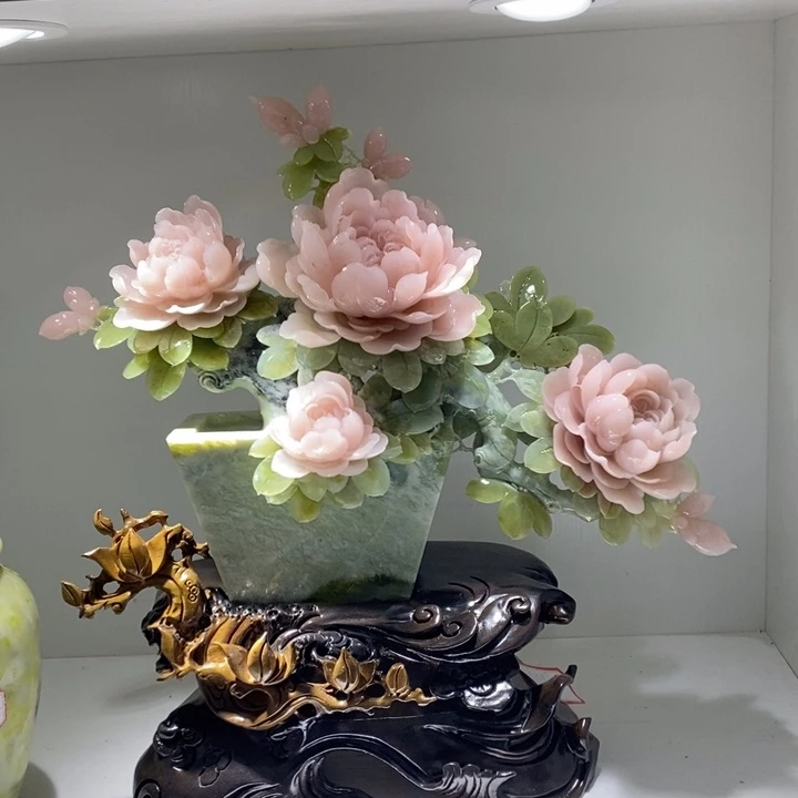 未镶嵌蛇纹石玉（覆膜）珠宝奇石