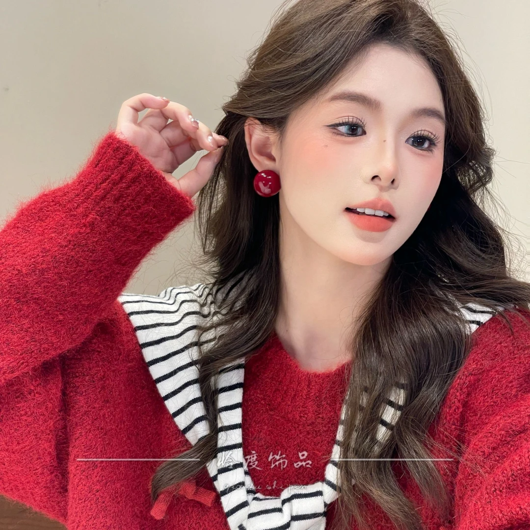 【恰度】经典红色优雅馒头珠珠耳钉