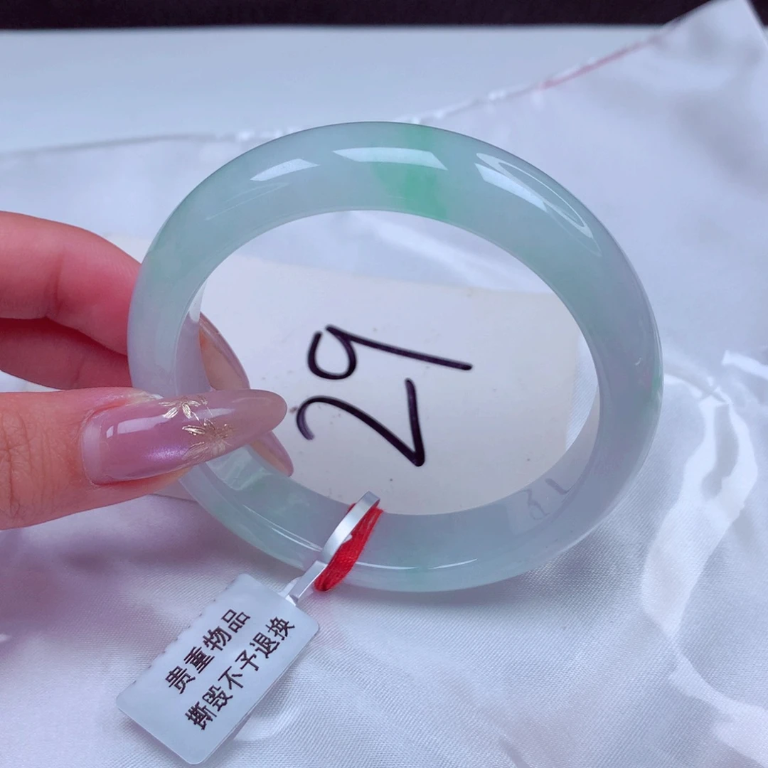 翡翠手镯未镶嵌翡翠54