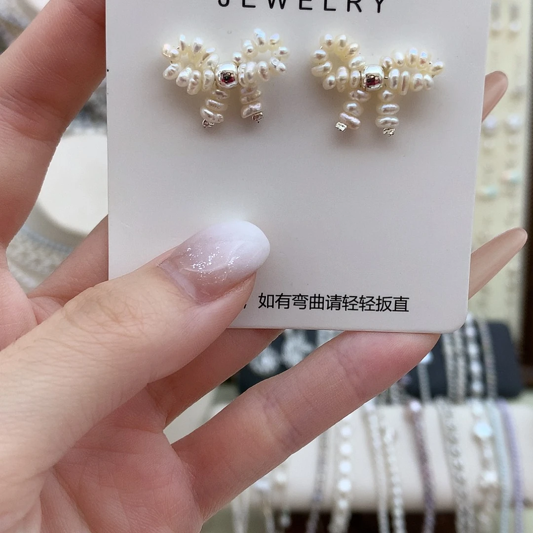 银S925镶嵌淡水珍珠耳饰