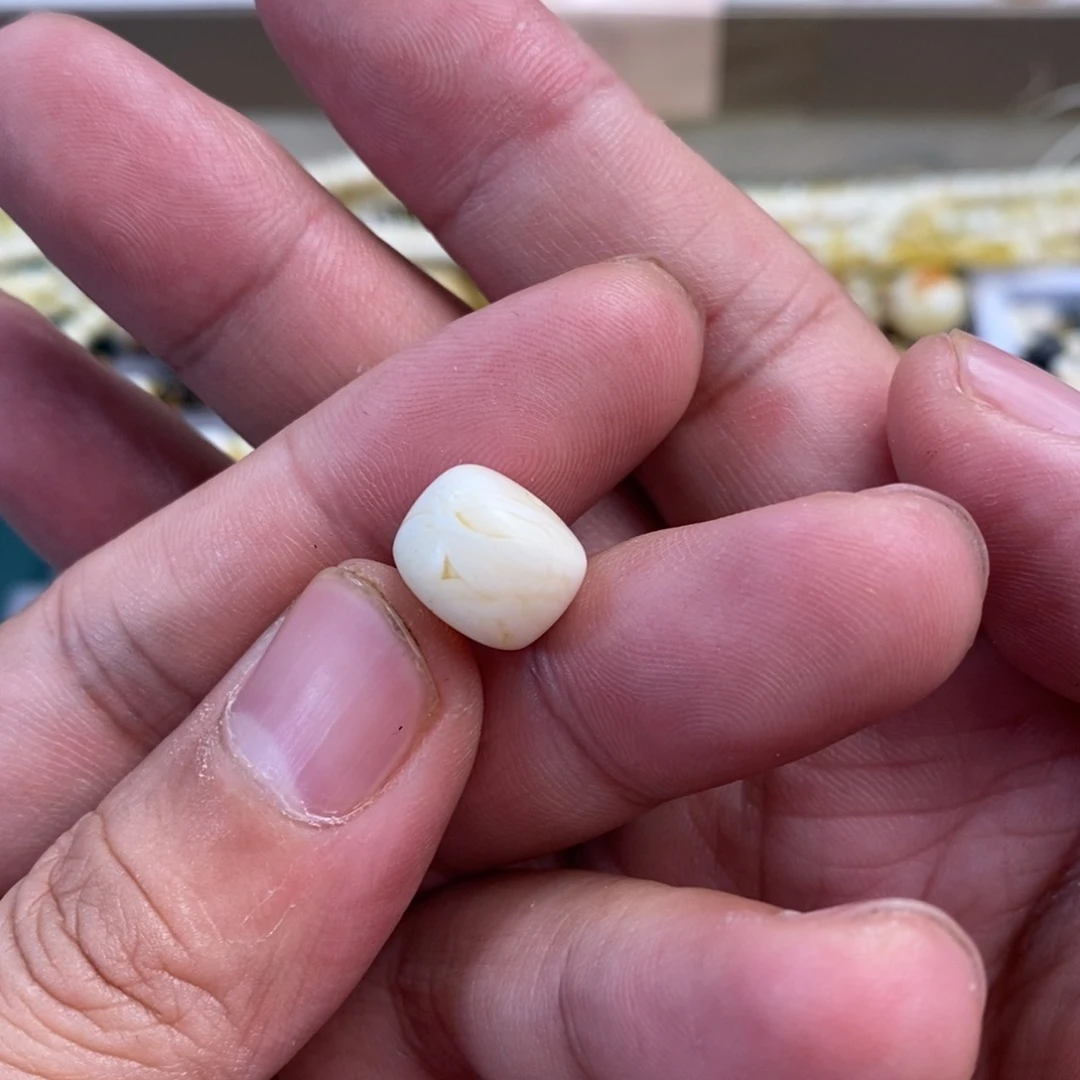 未镶嵌琥珀裸石12mm墩子