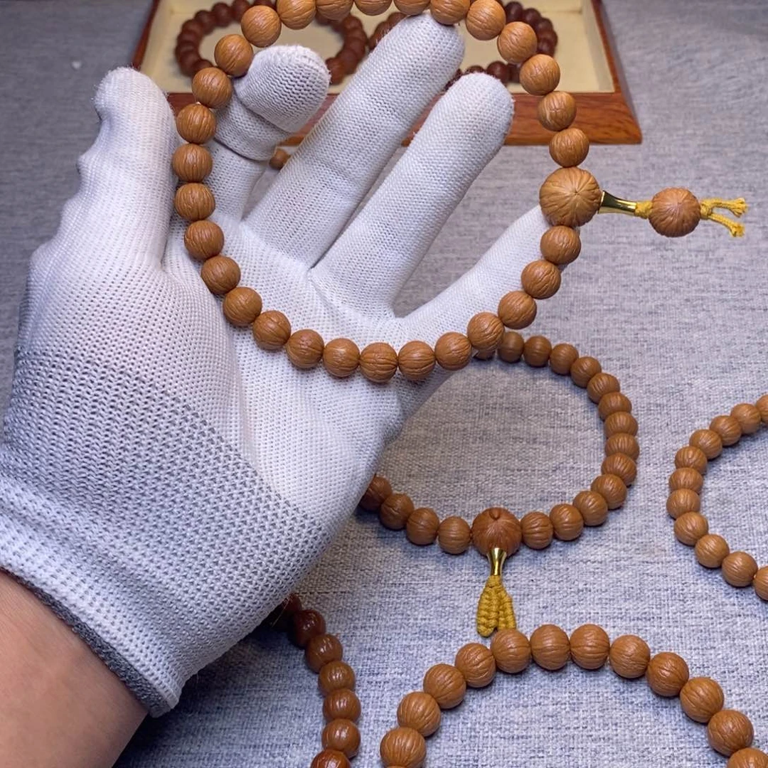 吊坠猴头核桃余*、凤羽48