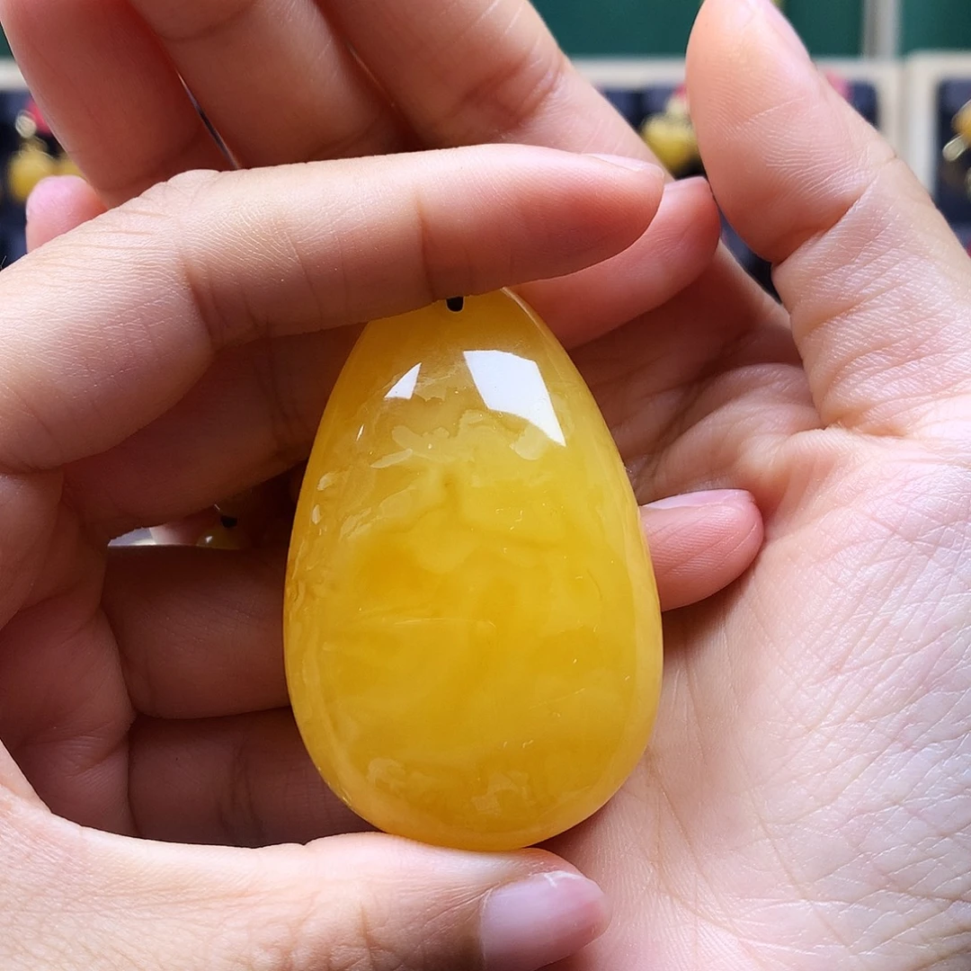 蜜蜡未镶嵌颈饰吊坠