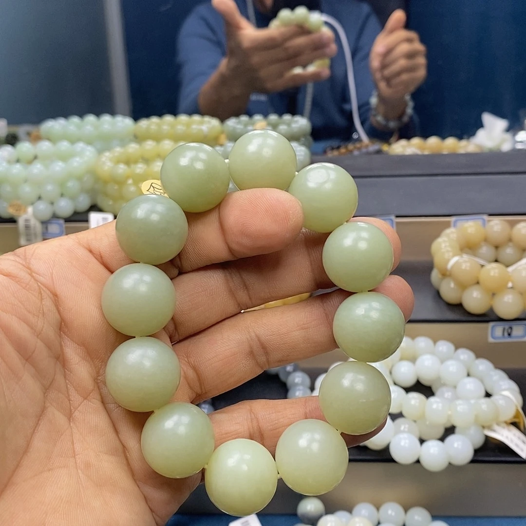 和田玉未镶嵌手链