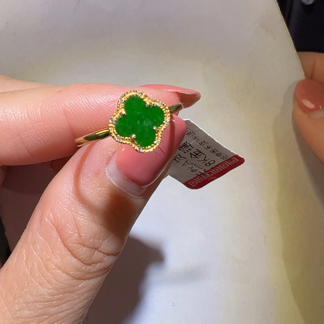 翡翠颈饰18K金镶嵌戒指