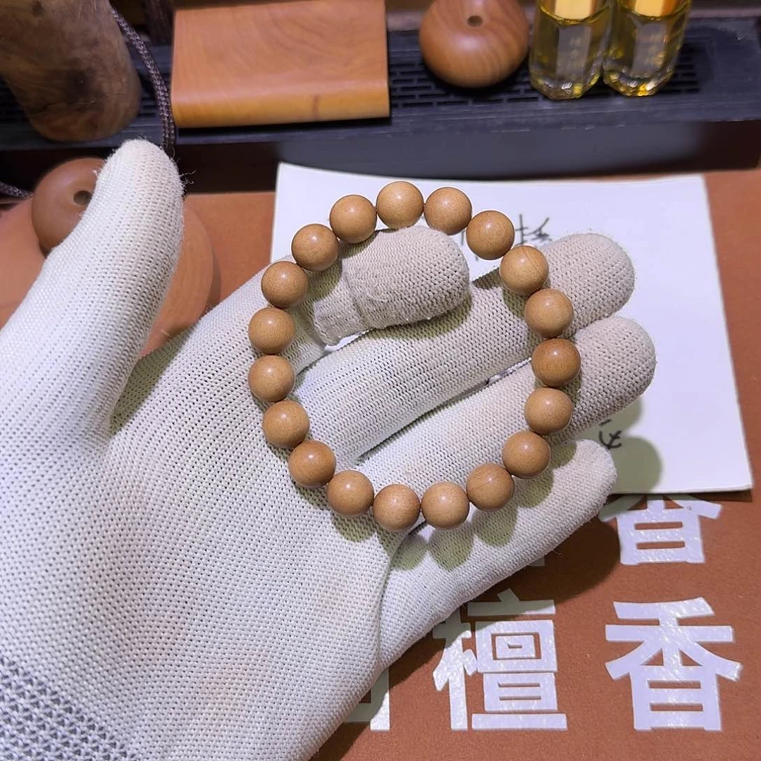 檀香木1.0×19颗红肉顺纹单圈