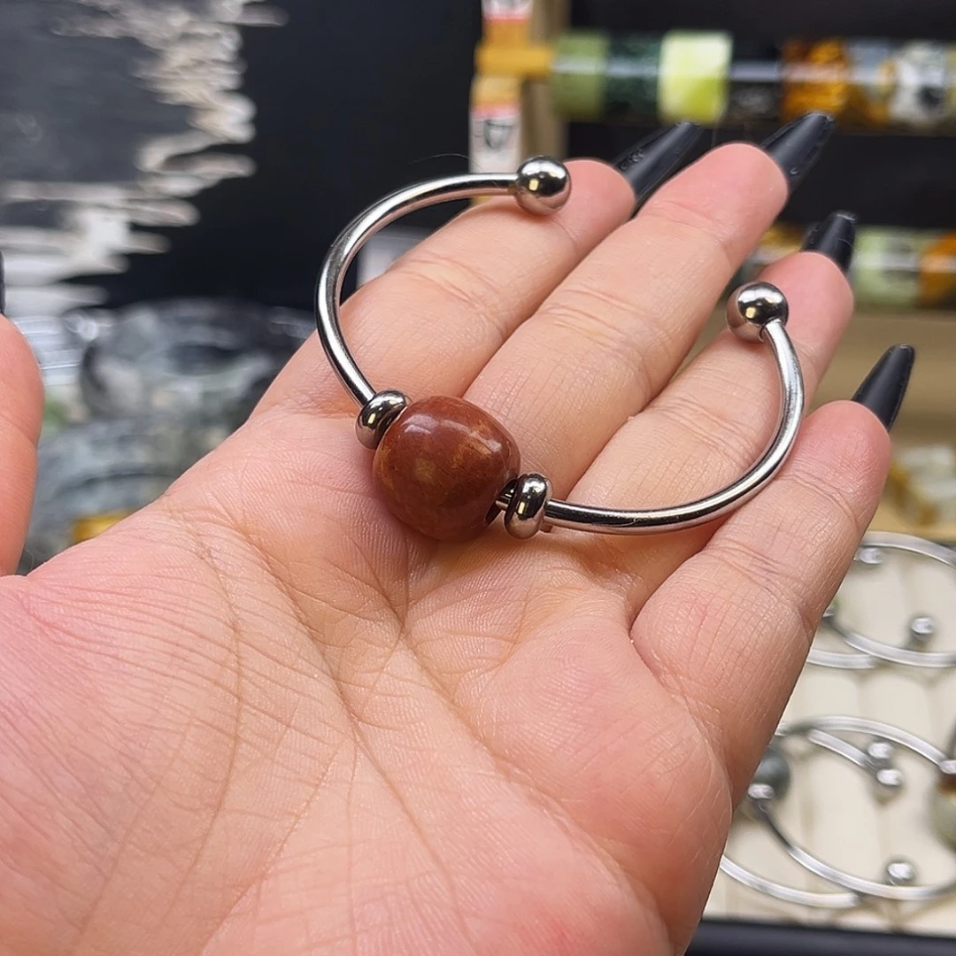 岫玉未镶嵌戒指默认有瑕