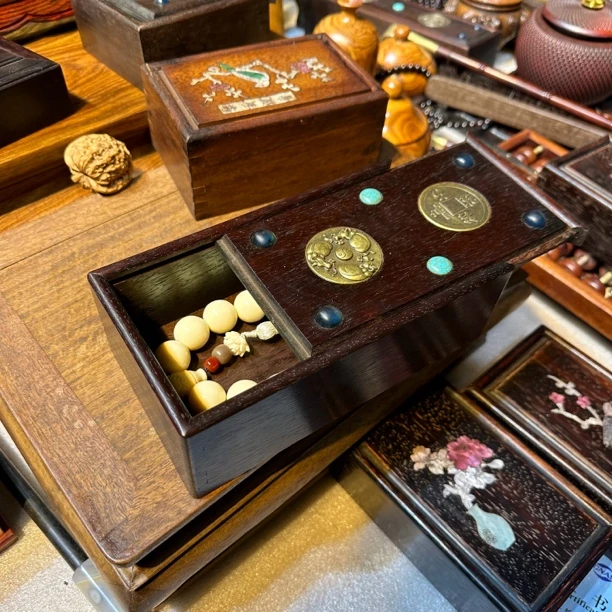 高端木艺 手持带扭转乾坤盒