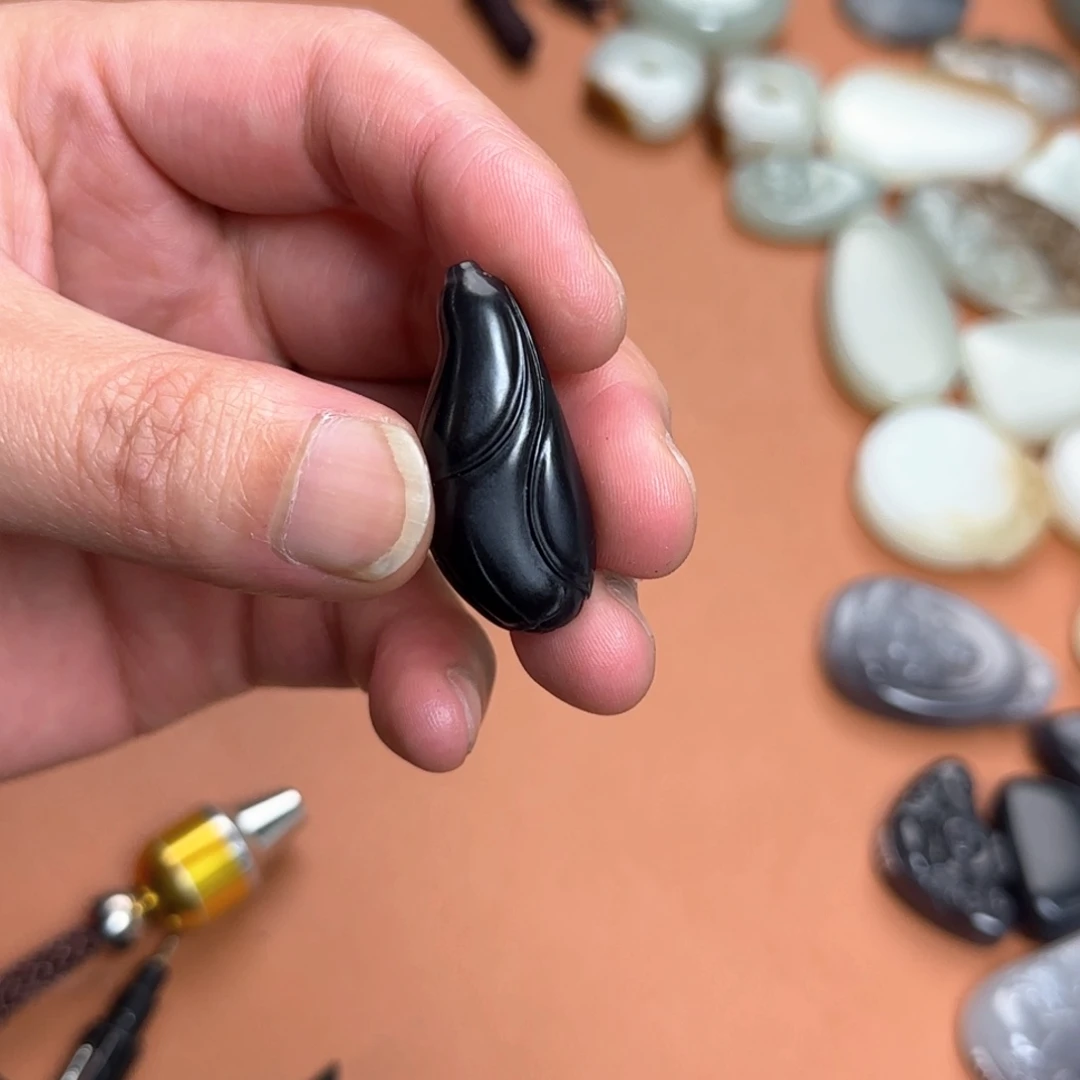 未镶嵌和田玉把件