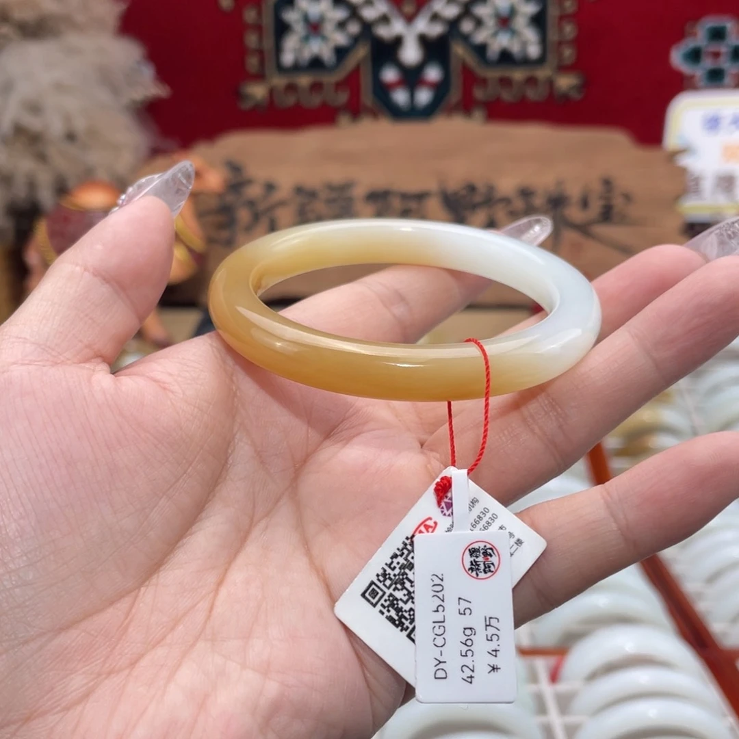 未镶嵌手镯和田玉半山水和田玉手镯