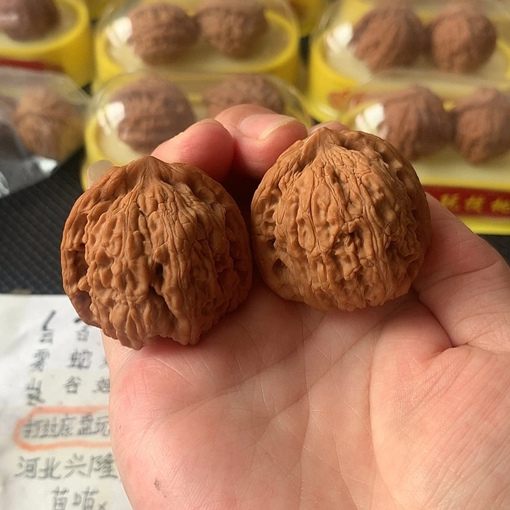 文玩核桃吊坠文玩核桃大密文