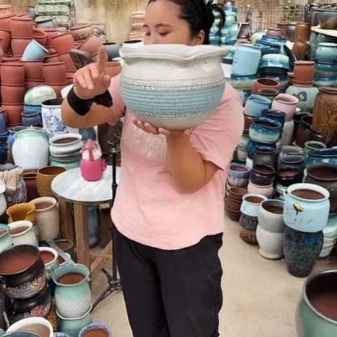 25口18高一个 盆子。