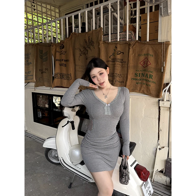 黑泽玄七“纯欲女大裙”春夏高弹缩碎褶3色腰部蕾丝镂空连衣裙 黑泽