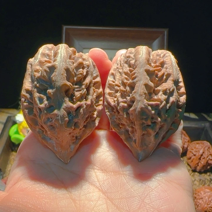 文玩核桃吊坠米子81