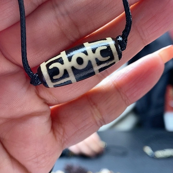 玛瑙/玉髓颈饰合金