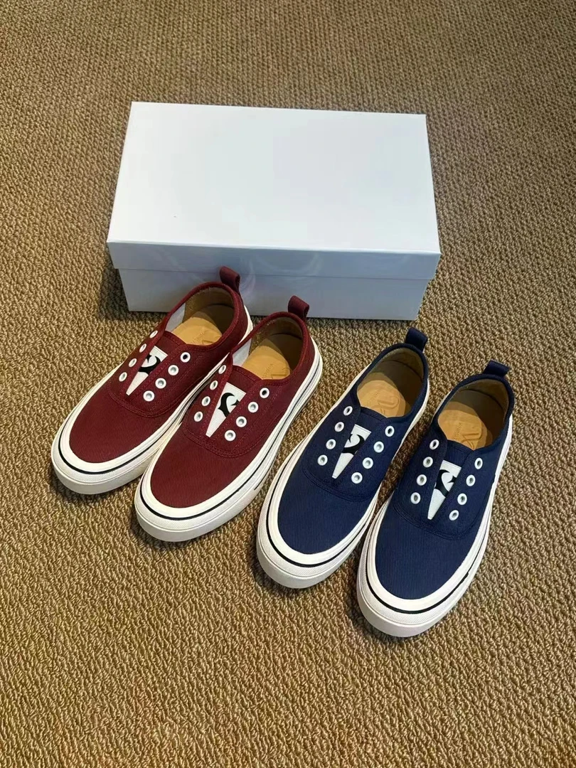 2025百搭时尚夏季潮流（主播自留款）小红帆布鞋