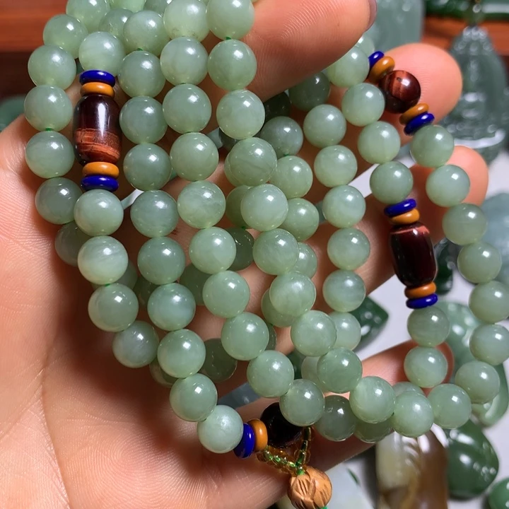 和田玉未镶嵌车挂