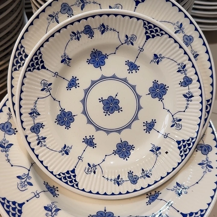 塑料微瑕唐草6寸平盘