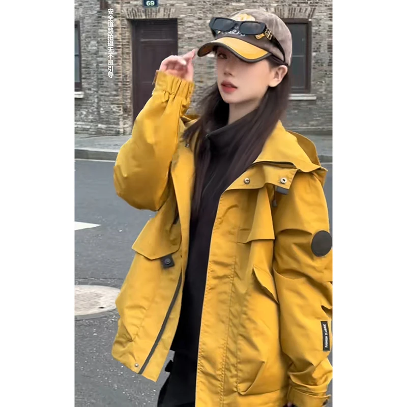2025秋冬新款欧美气质宽松百搭减龄冲锋衣韩版简约连帽时尚外套潮