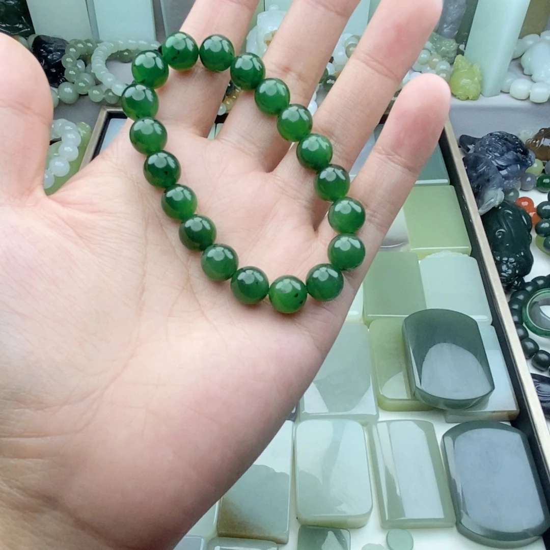 五***金和田玉未镶嵌颈饰