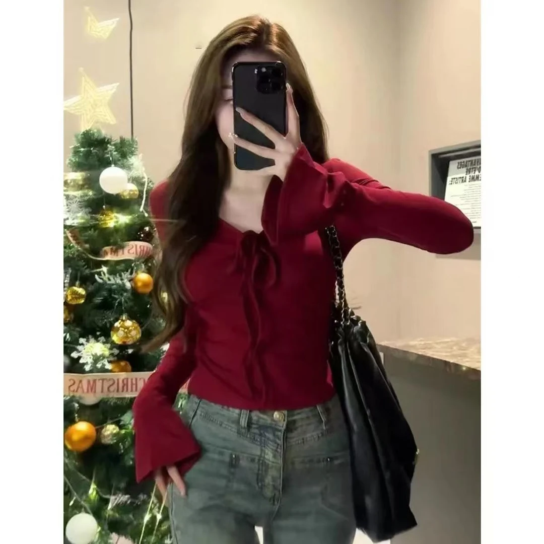 酒红色美式设计感V领抽绳系带T恤女秋季修身打底衫喇叭袖正肩上衣