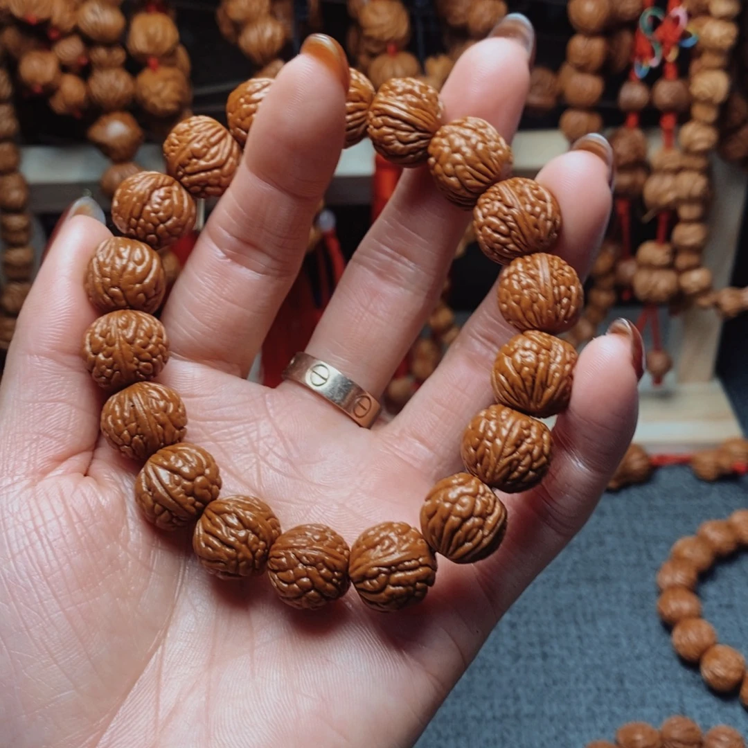 吊坠桃核龙纹桃枭