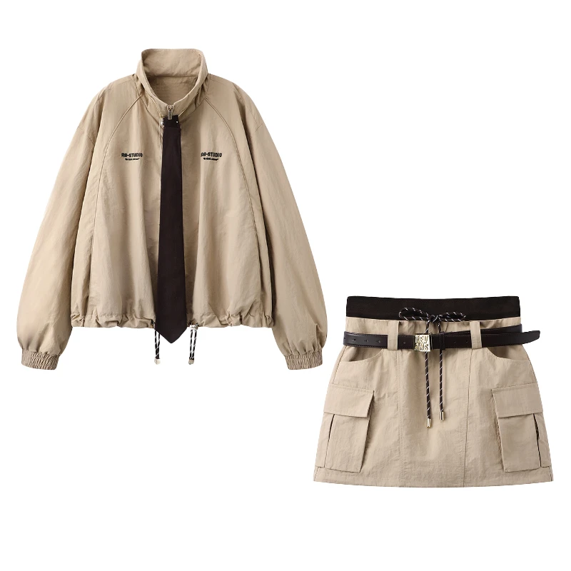 5181芮2025春季新款设计师款时髦宽松休闲校园风领带立领外套上衣