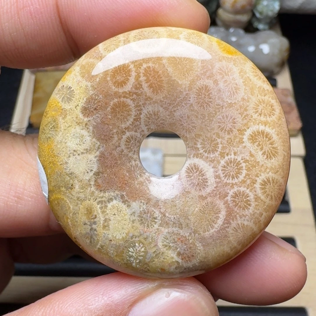 硅化玉未镶嵌纯天然色有机玉石保真色瑕疵特价不退换